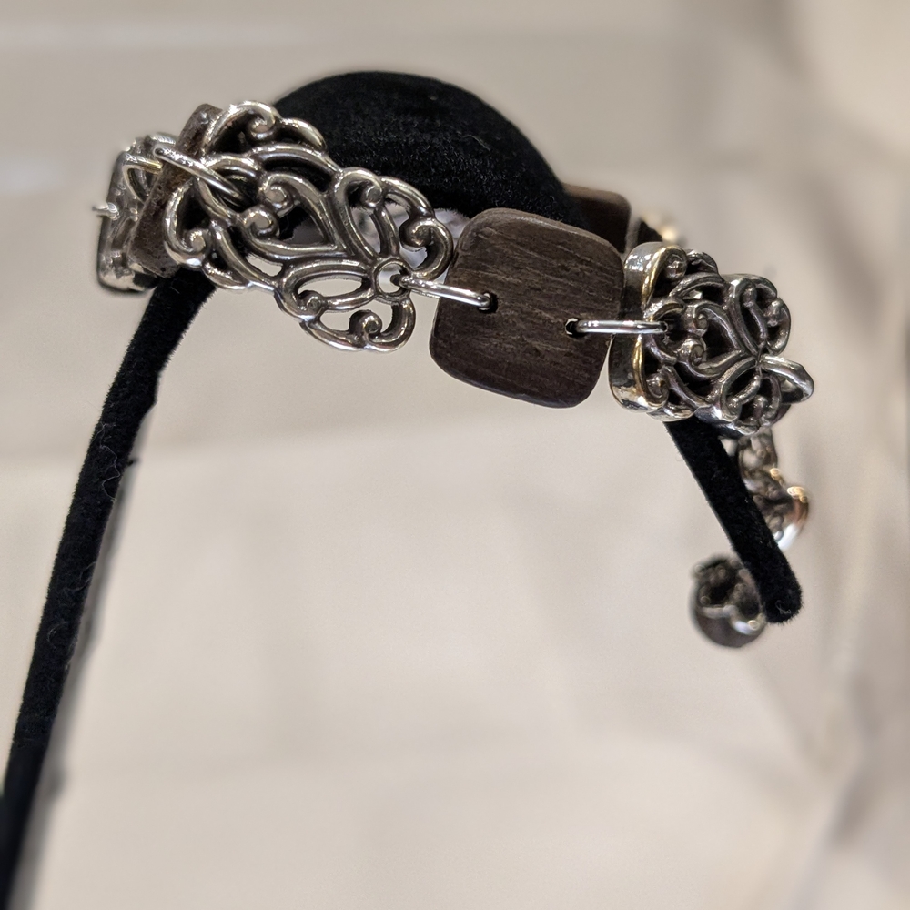 Brighton Silver Plate Sequoia Wood Panel Bracelet - Picture 4 of 6